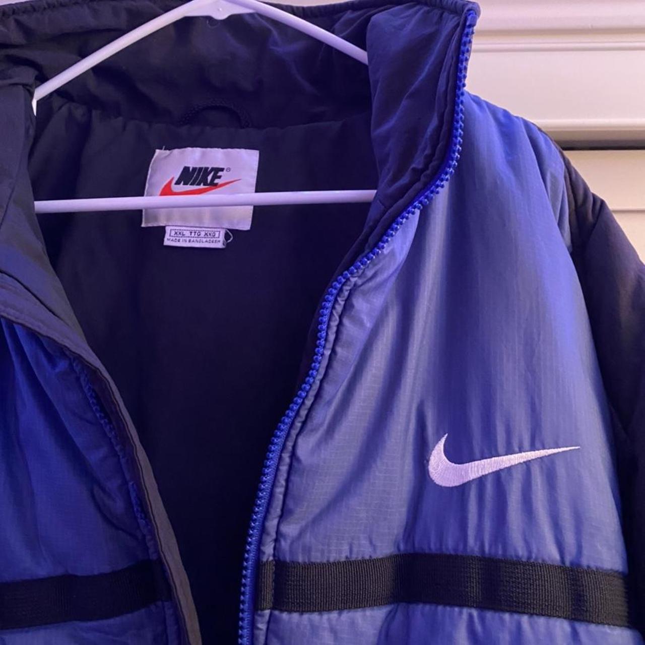 cropped nike puffer