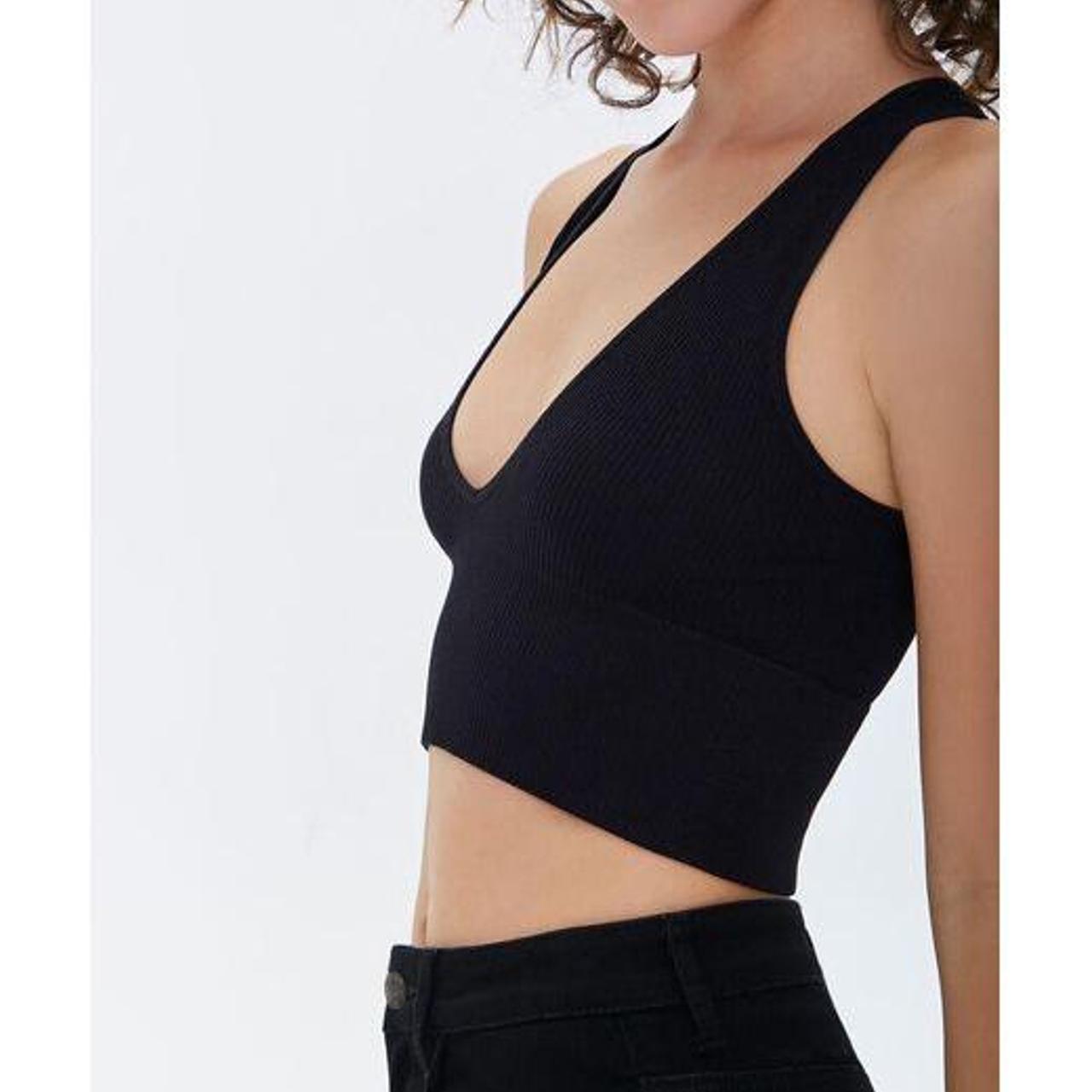 Product Image 1 - Forever 21 plunging crop top

Black