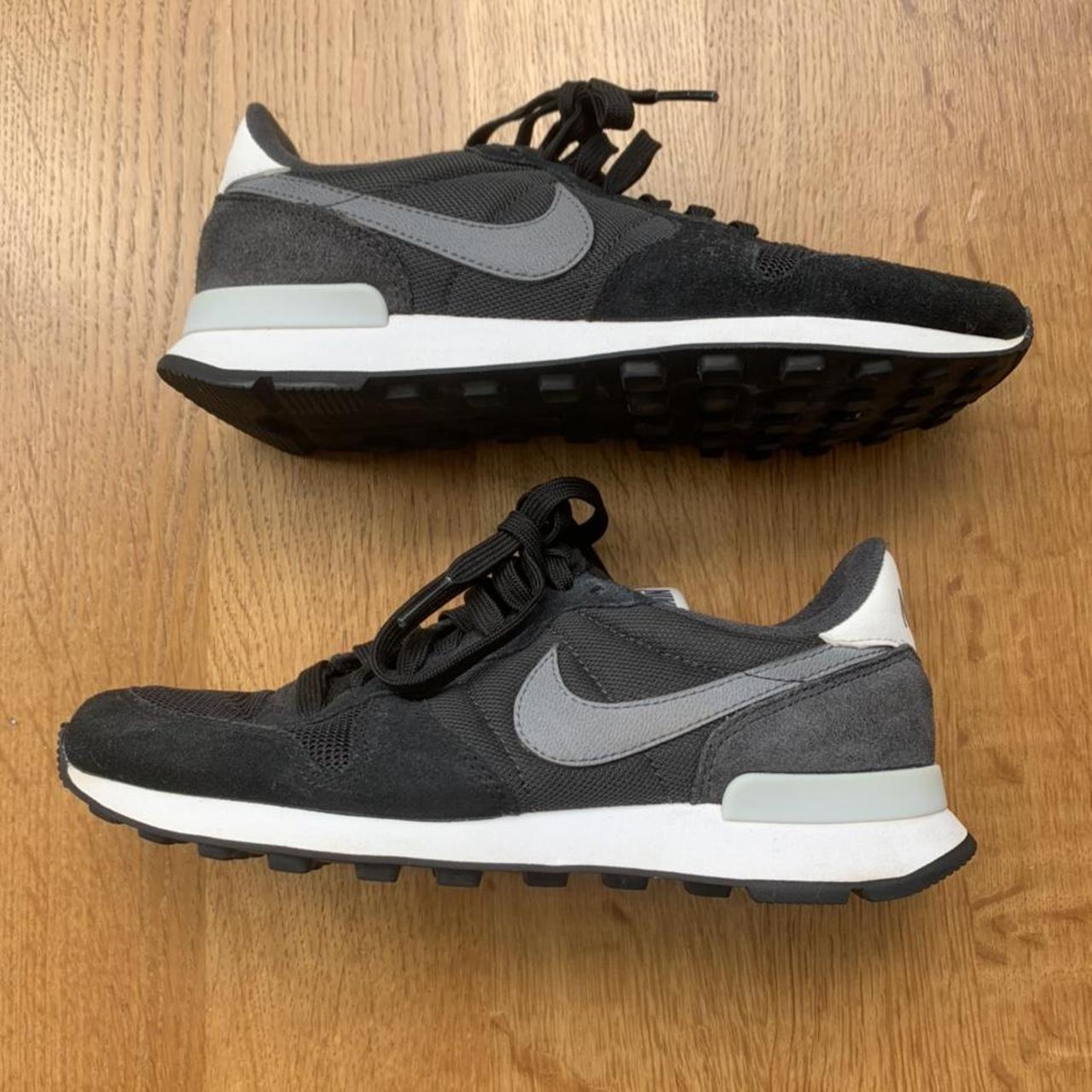 Nike women internationalist waffle sole black grey Depop