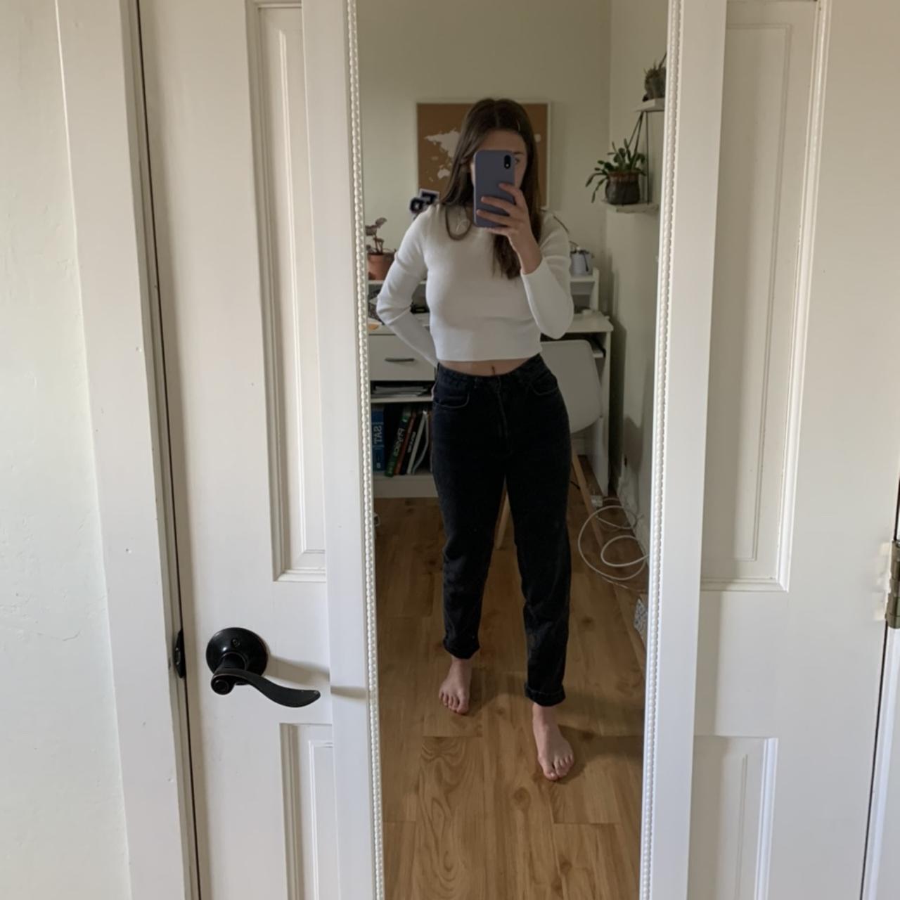 item listed by aylasclosettt