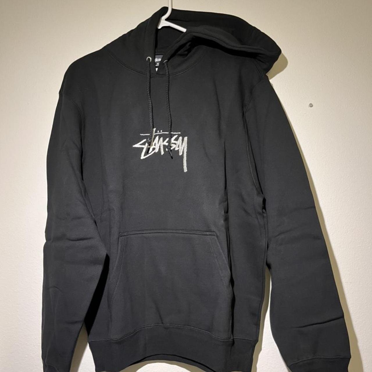 Stüssy Women's White and Black Hoodie | Depop