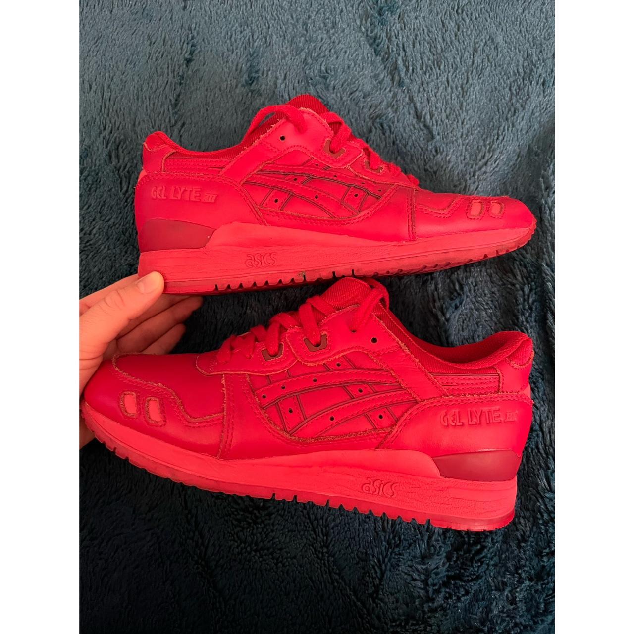 All red sale asics