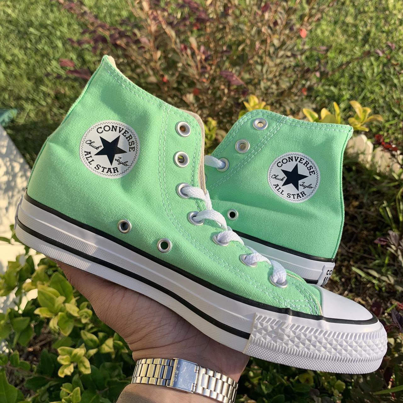 green converse high tops size 6