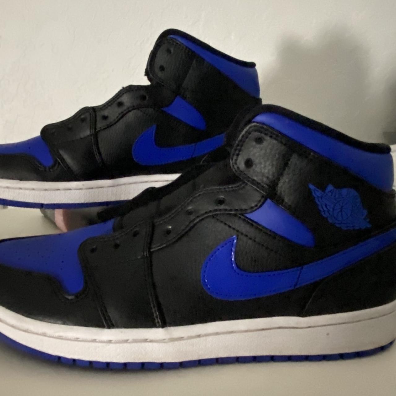 dark blue jordans