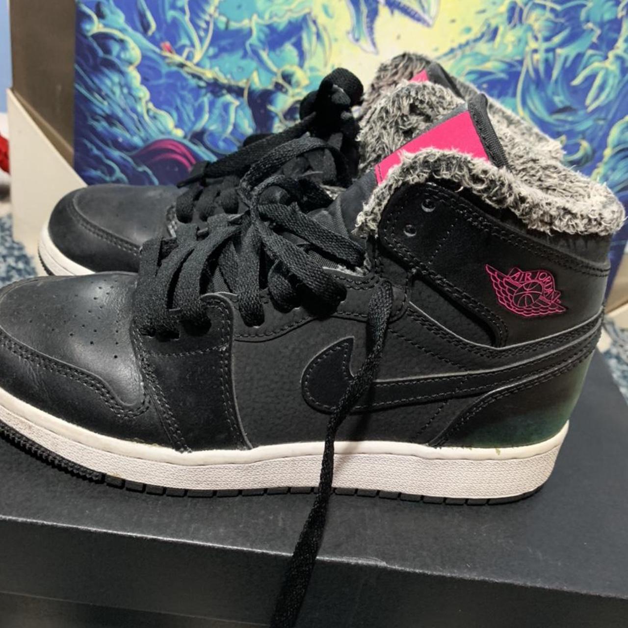 black and pink jordan 1s