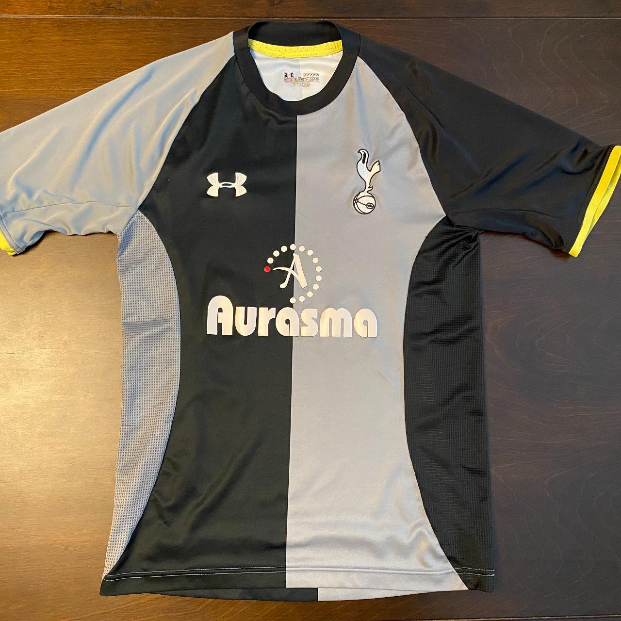 Tottenham Hotspur 2012/2013 away football kit shirt Under Armour Size M  kids