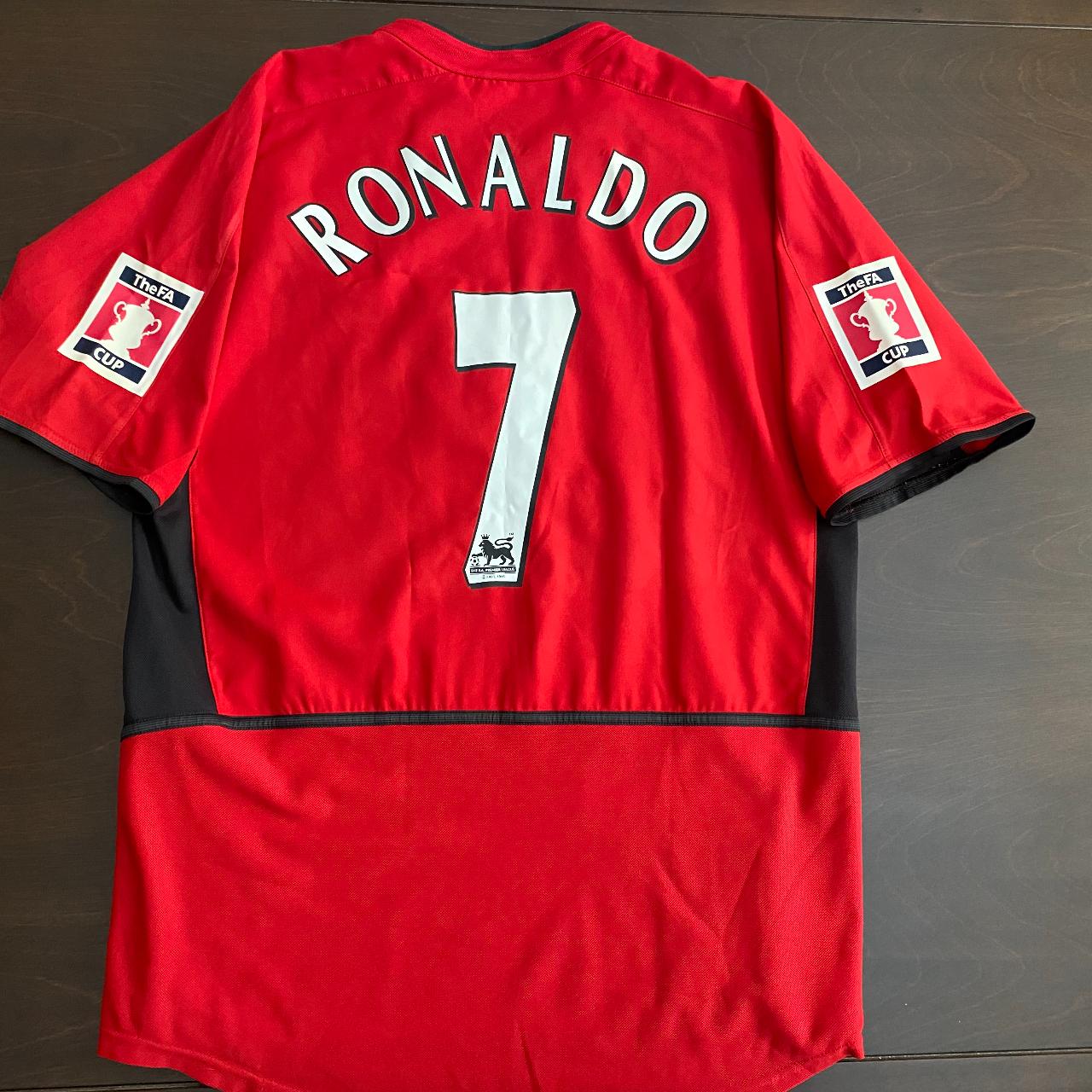 2002-2004 – Historic Manchester United Home Jersey - - Depop