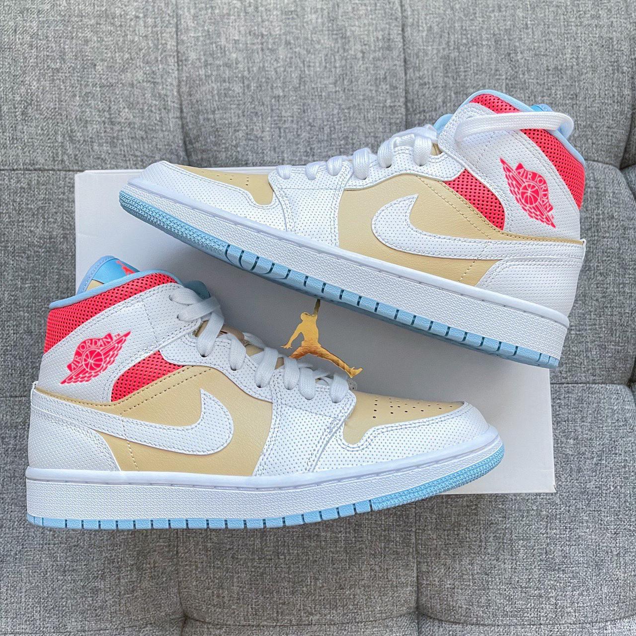 Jordan Women's multi Trainers (3)