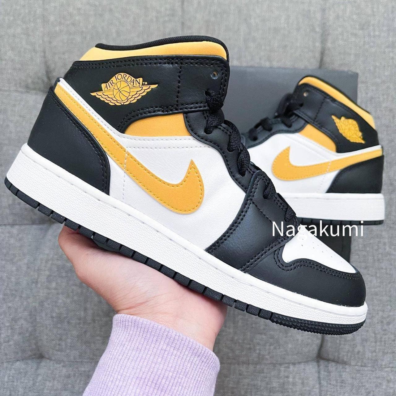 bumble bee jordan 1