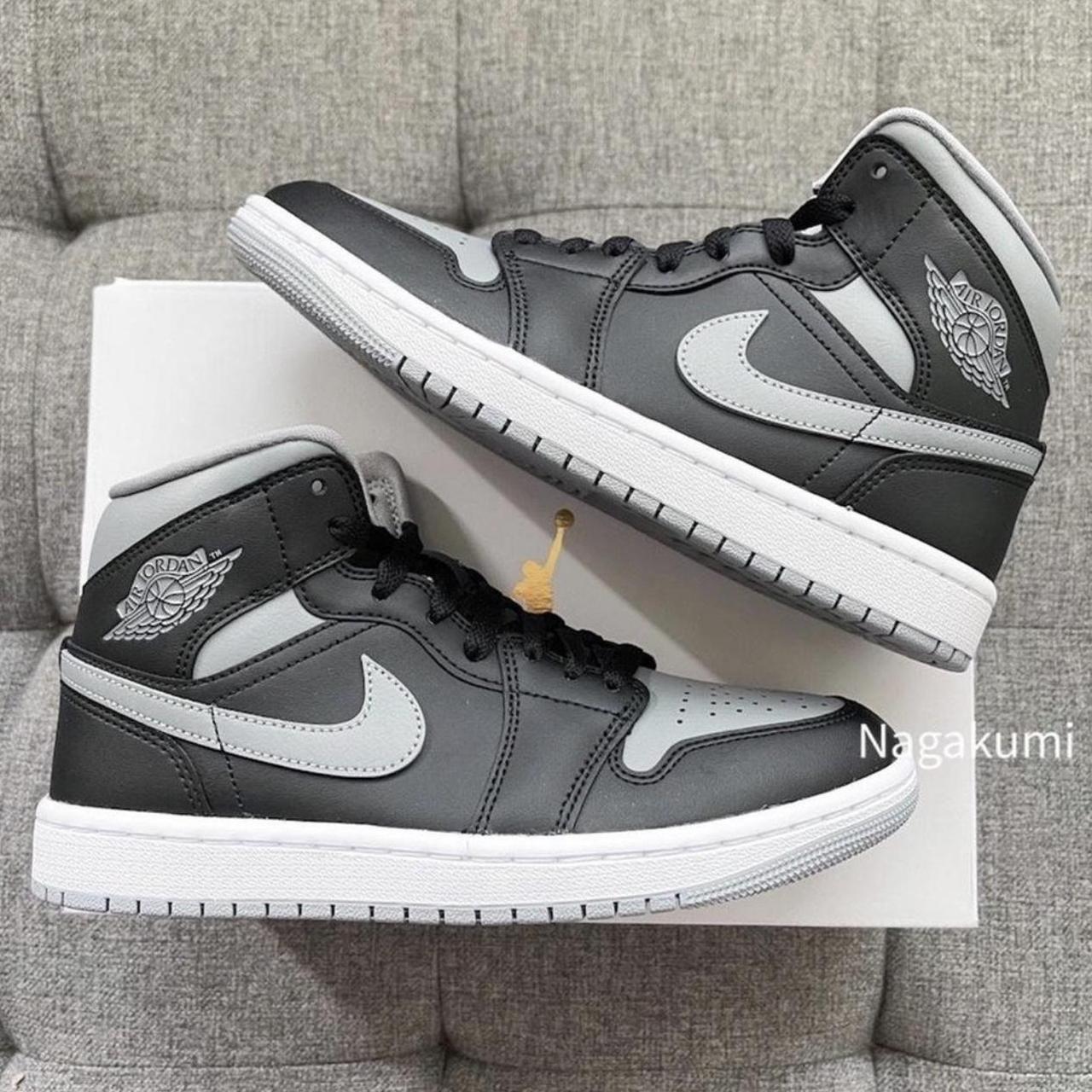 🐘🖤🤍 Nike air Jordan 1 Retro shadow black grey white... - Depop