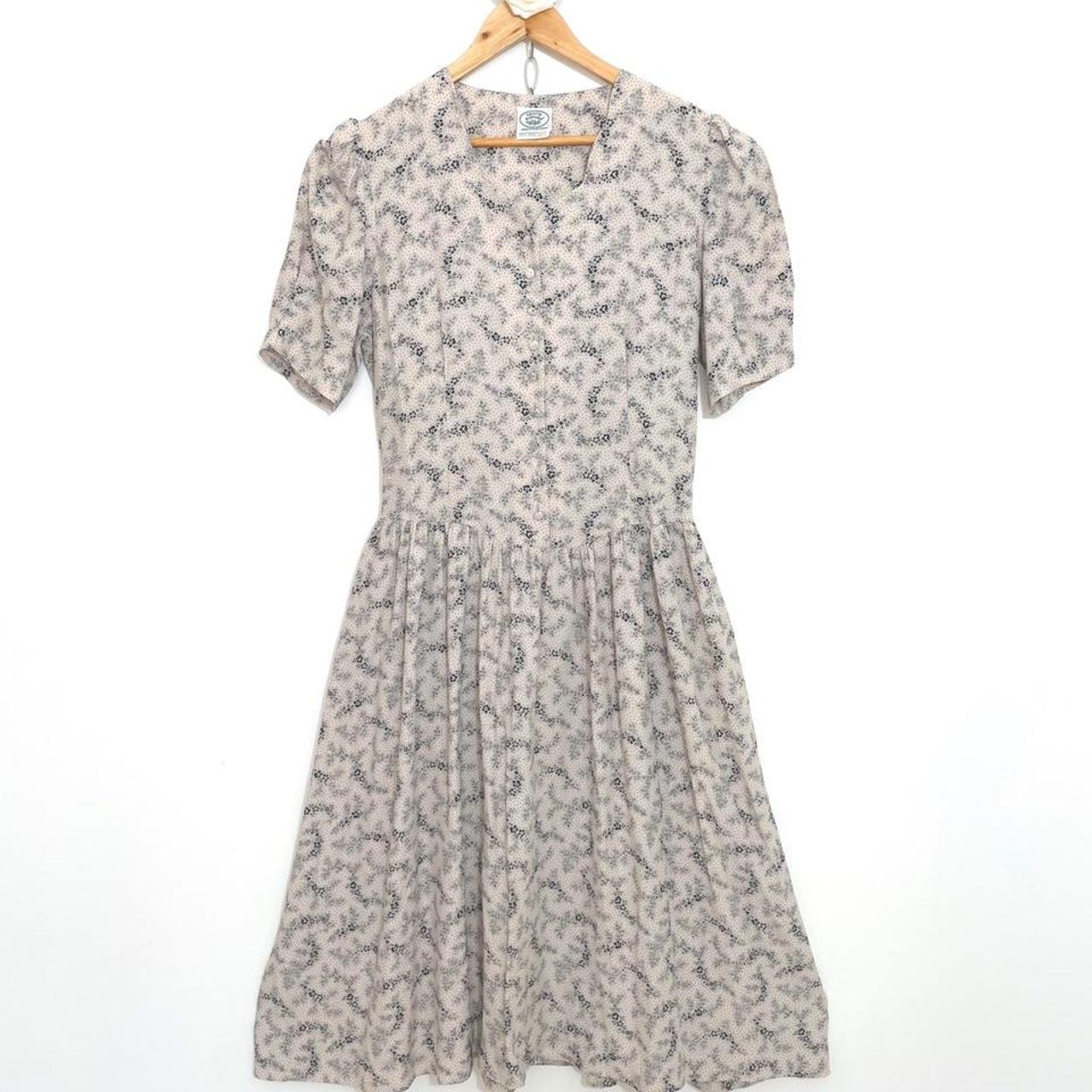 Vintage Laura Ashley summer dress. A 1940’s esque... - Depop