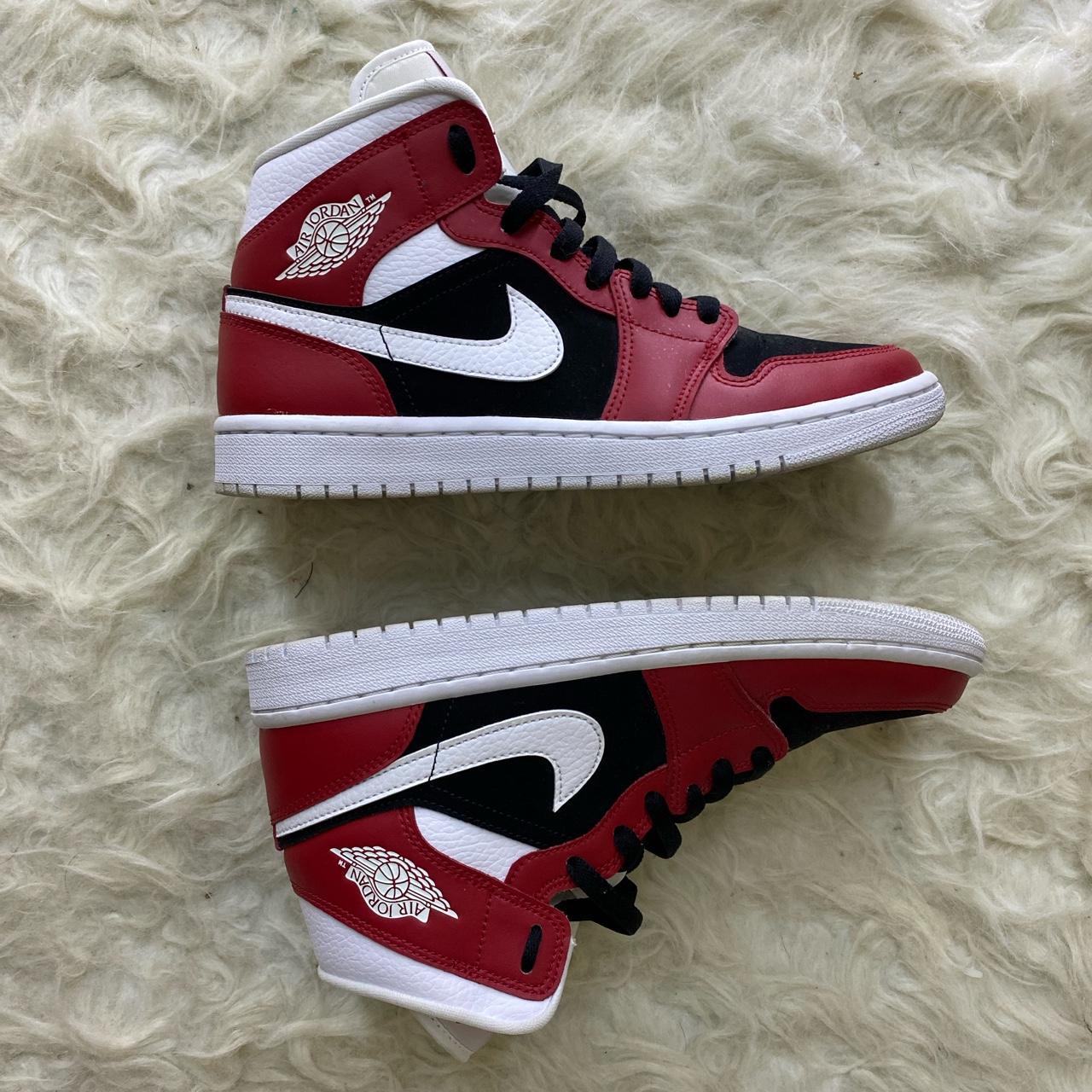 womens red air jordan 1