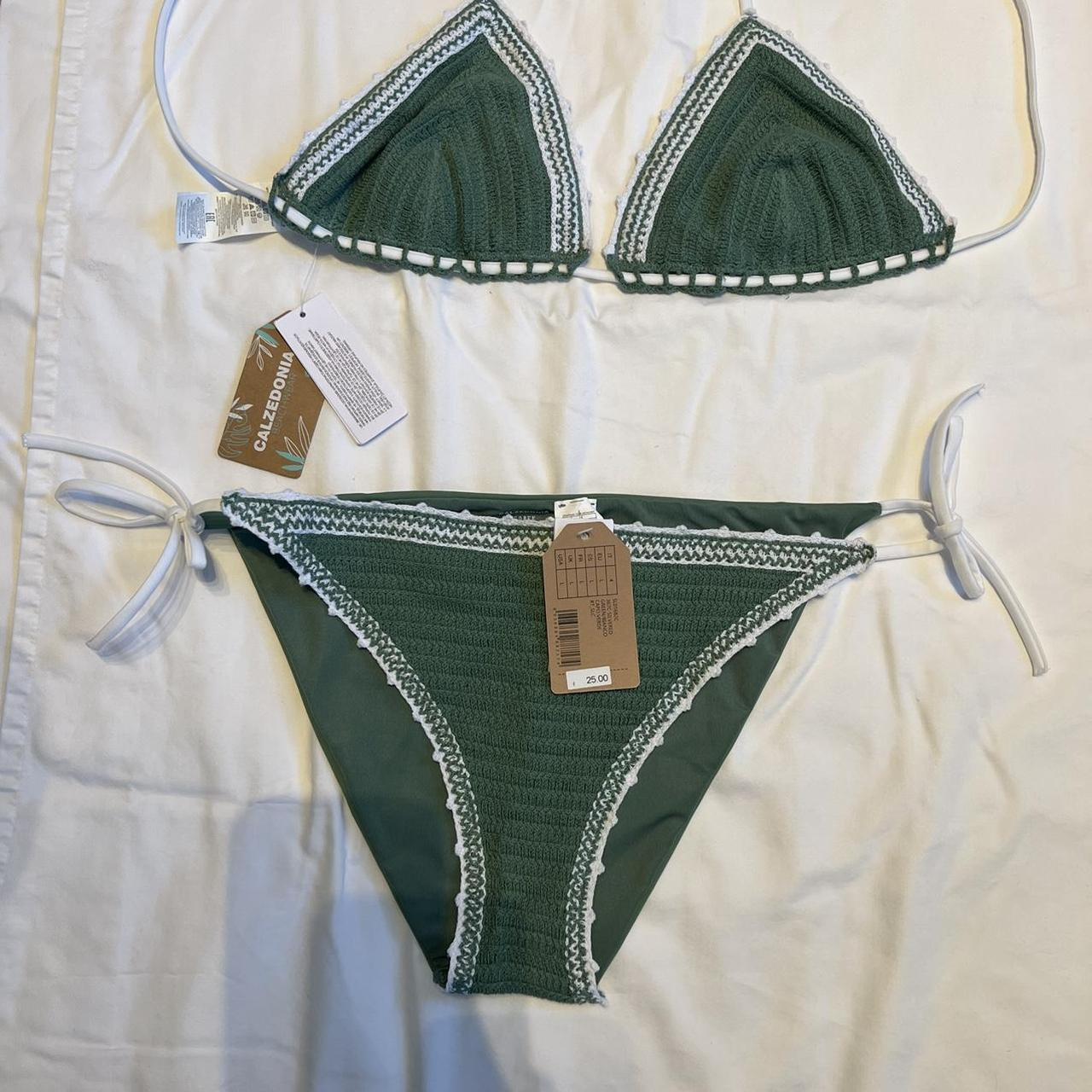 Calzedonia Women's Green Bikinisandtankinisets Depop