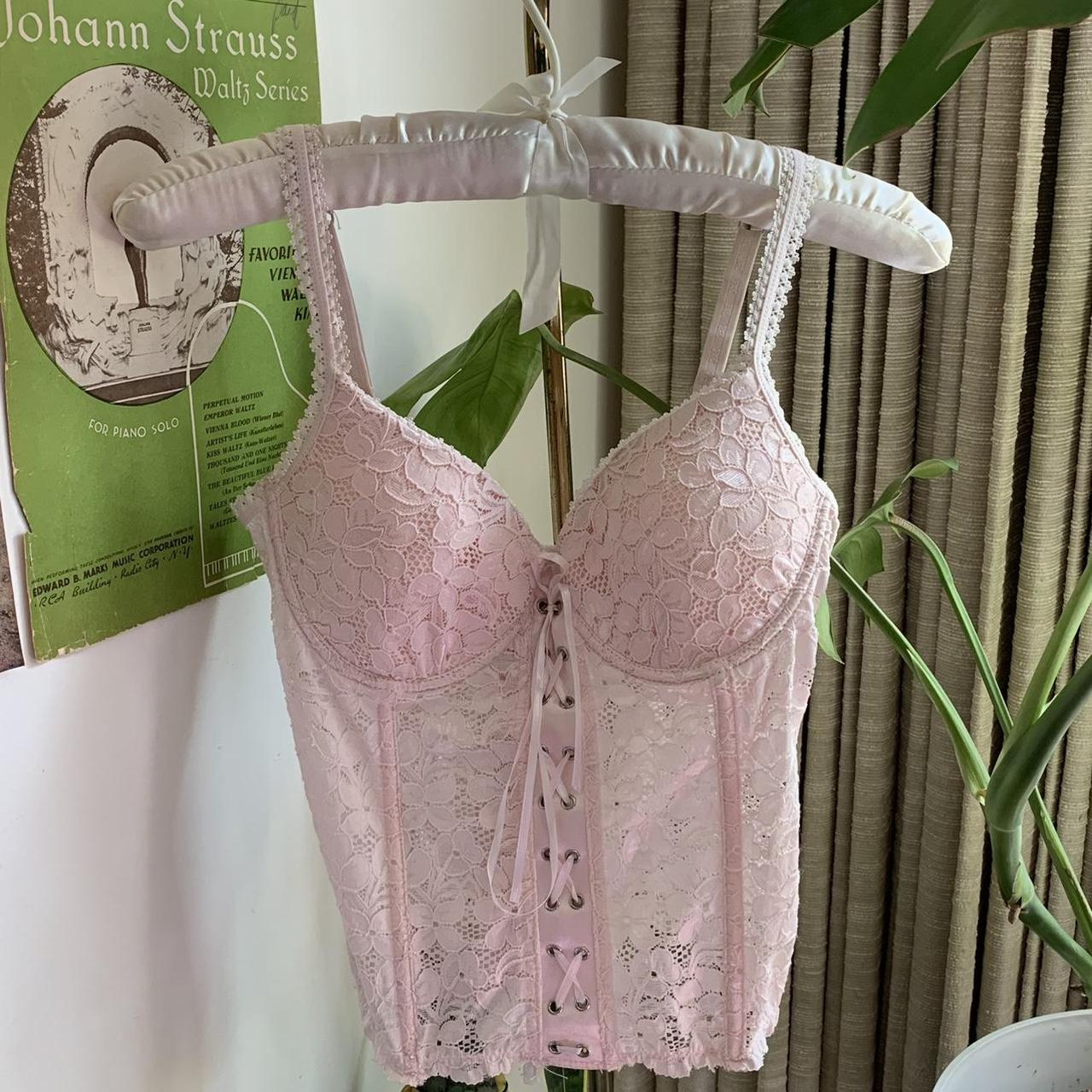 pink lace corset cami💕💕 -tie in front -clip Depop