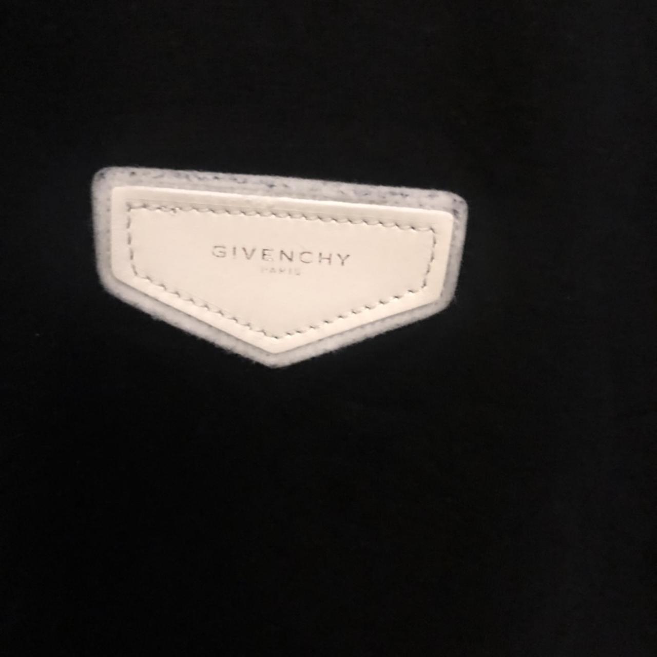 Givenchy patch shop