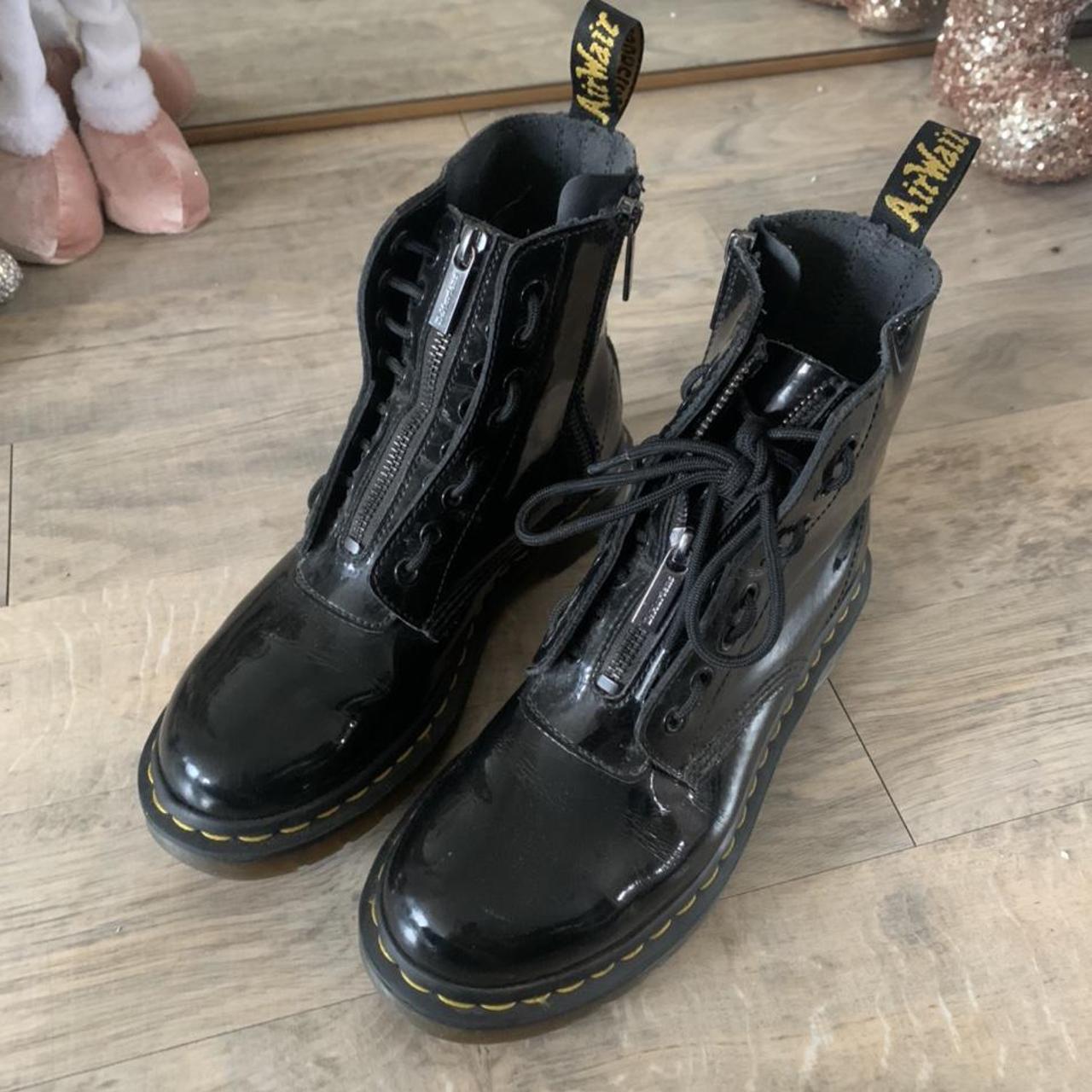 1460 pascal zip front patent