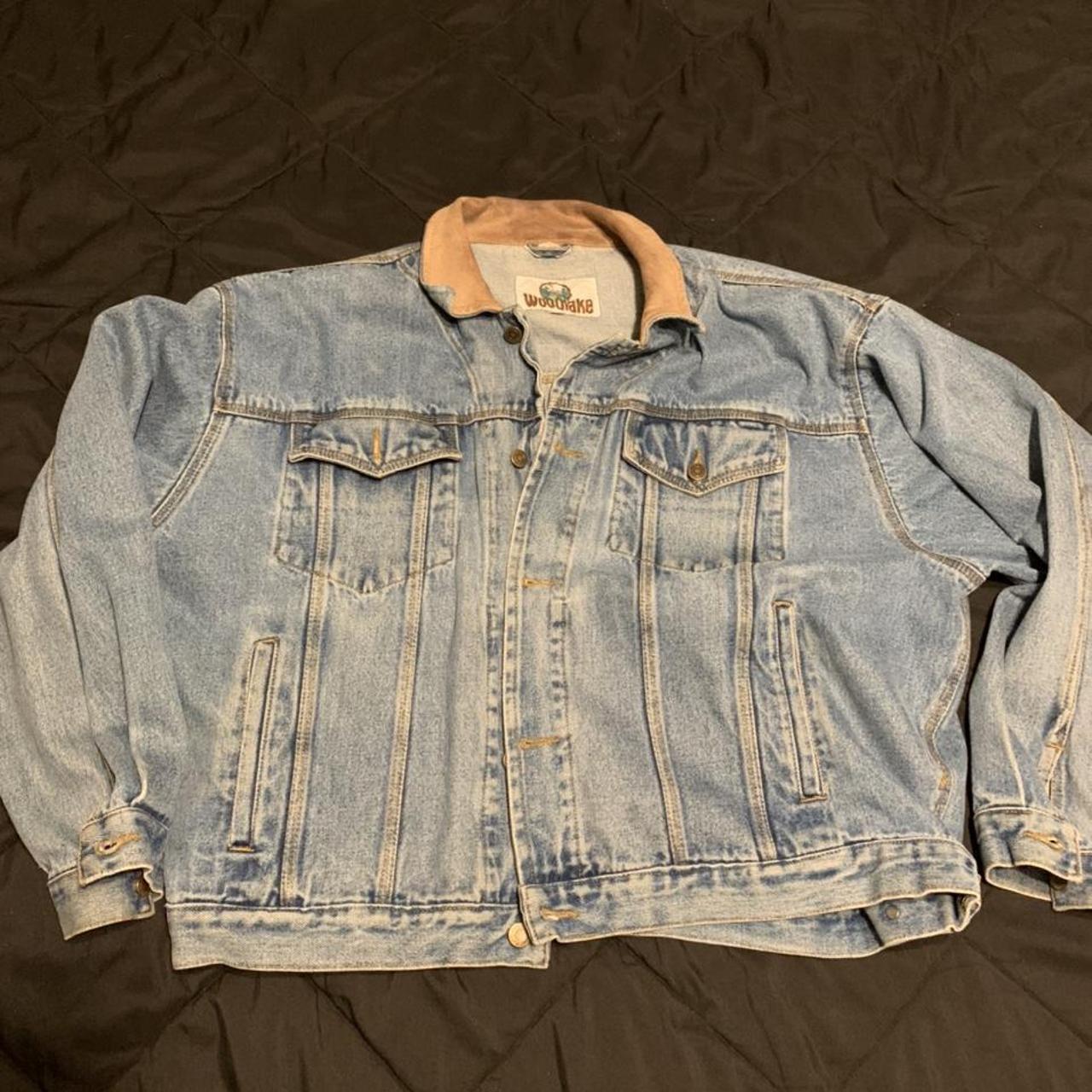 VINTAGE 90s DENIM JACKET WITH LEATHER COLLAR FITS... - Depop