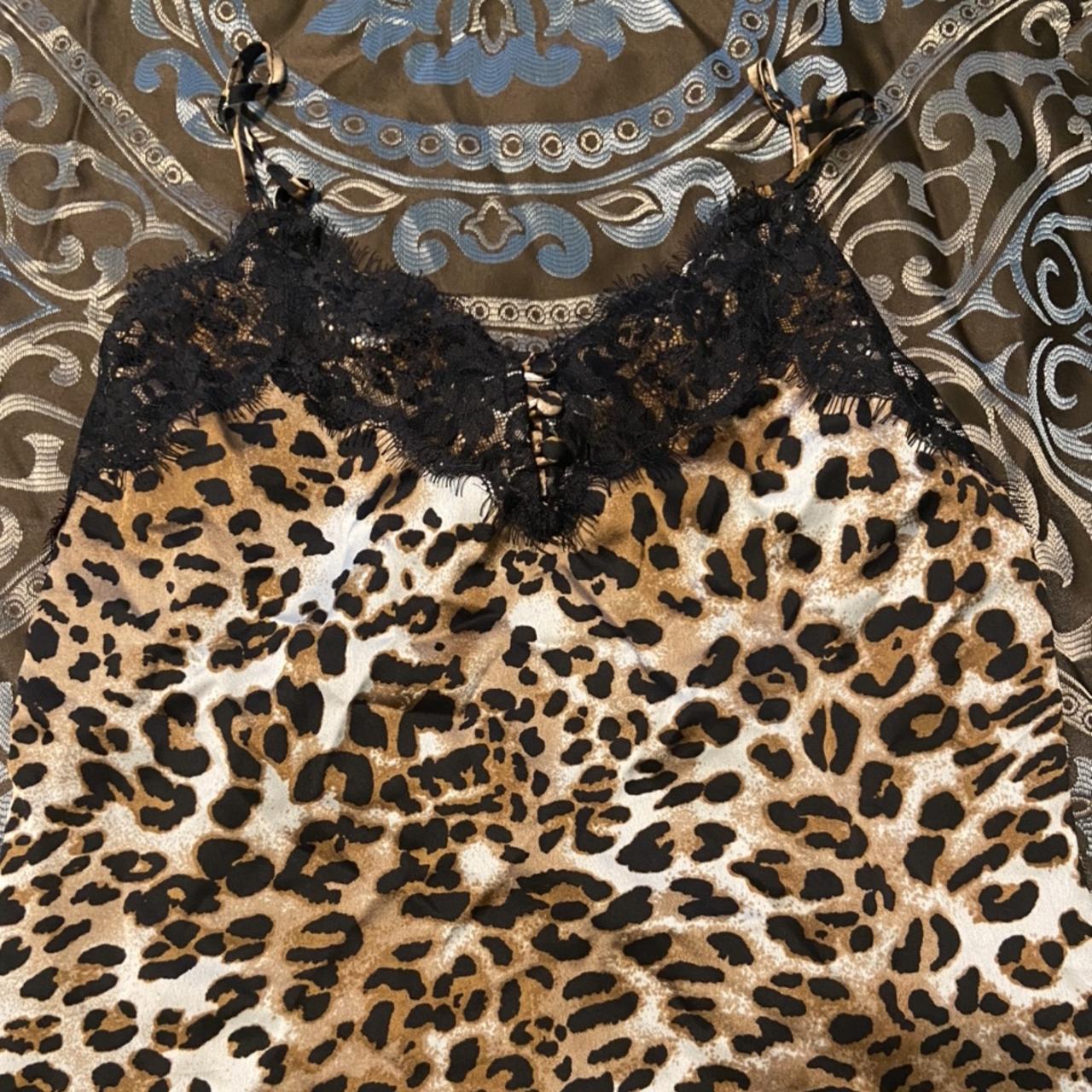 Leopard lace cami ❀ Black and white leopard - Depop