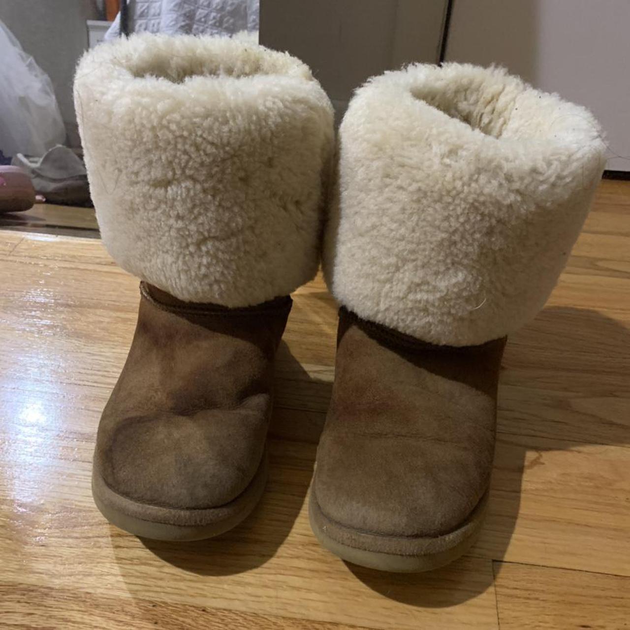 Fold down best sale uggs