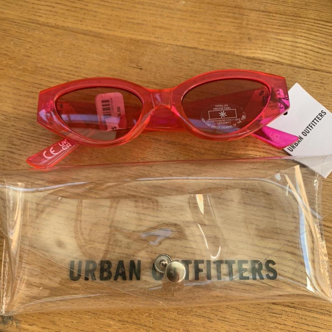 urban outfitters pink sunglasses