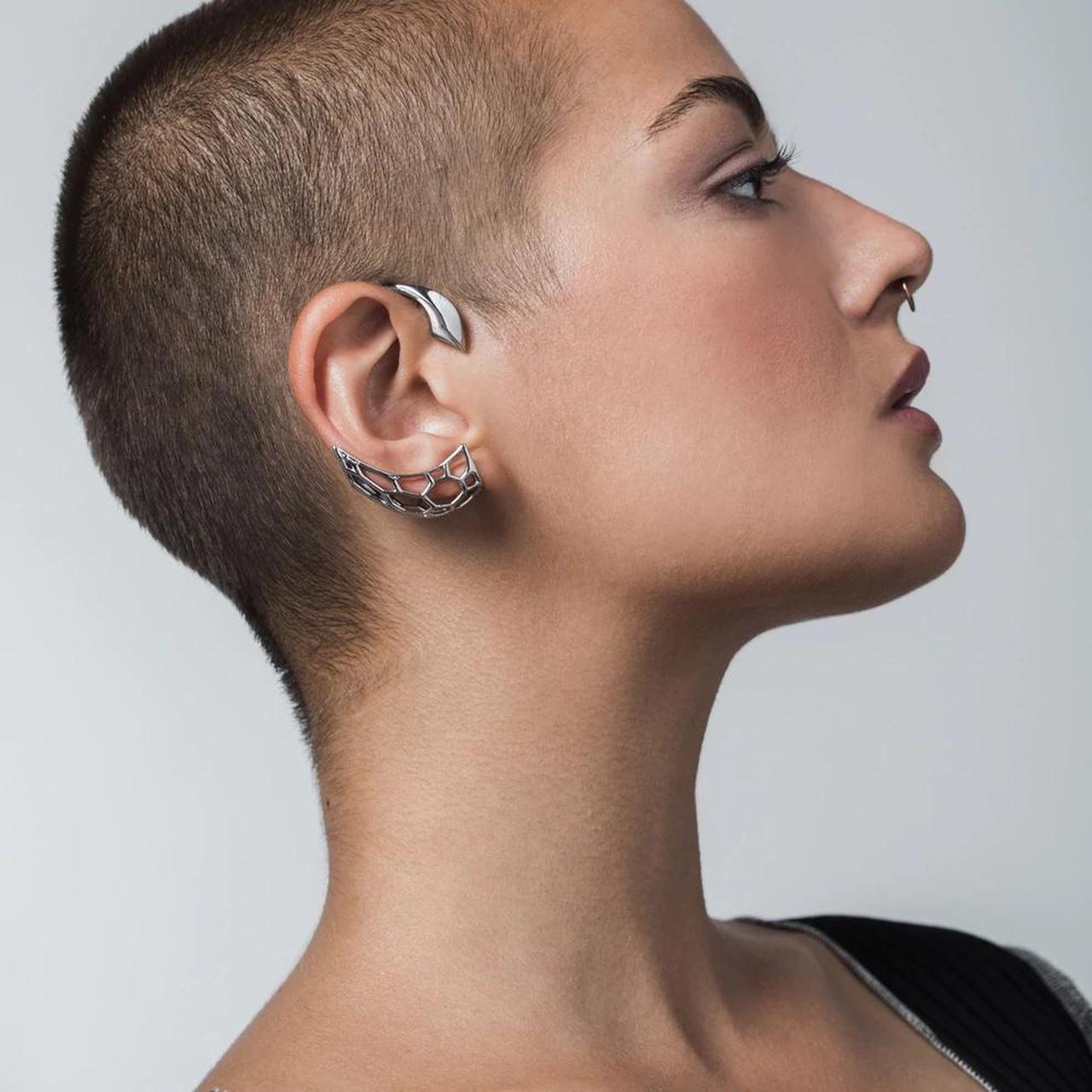 VITALY EAR CUFF « Contact » size S never been... Depop