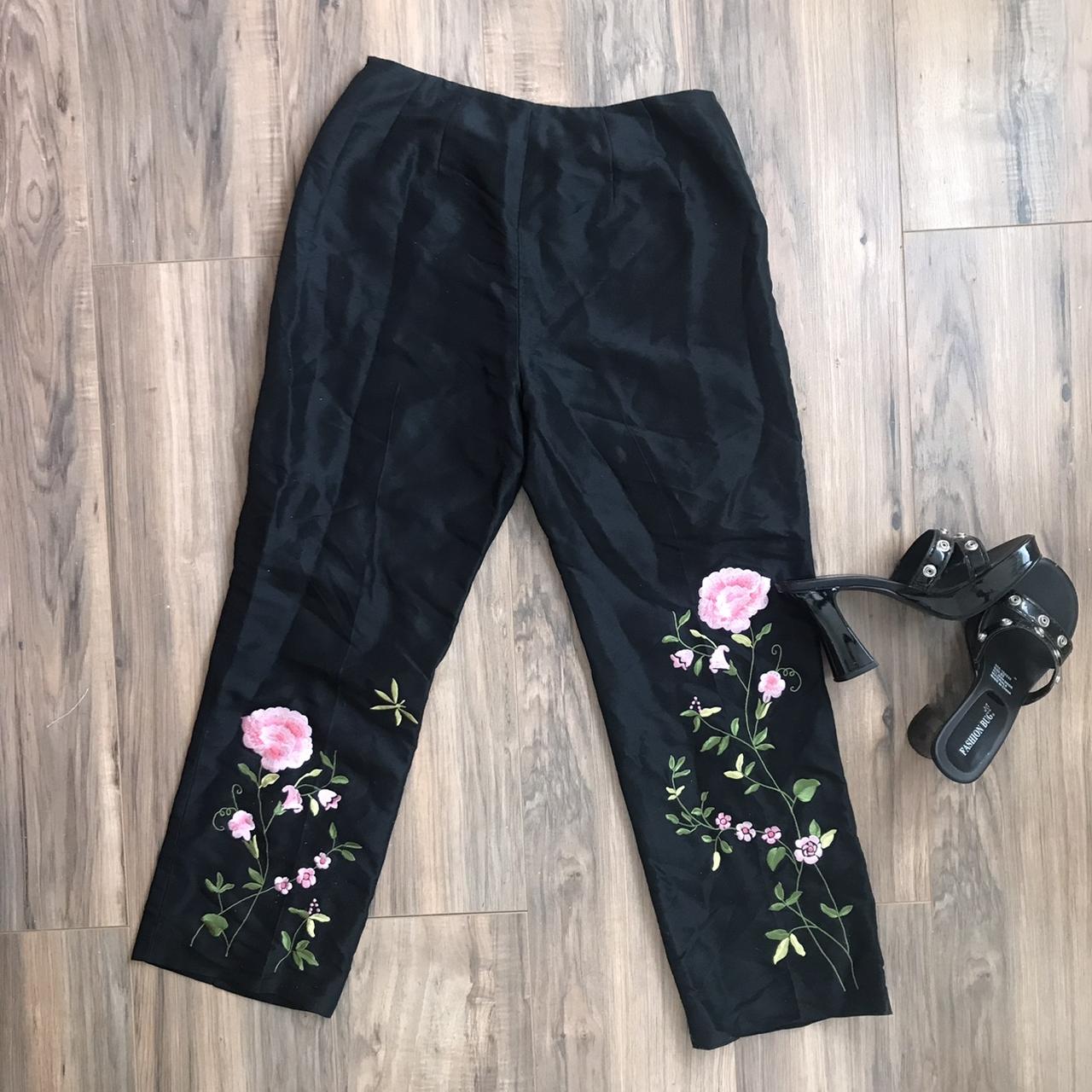 Beautiful Women's Capris