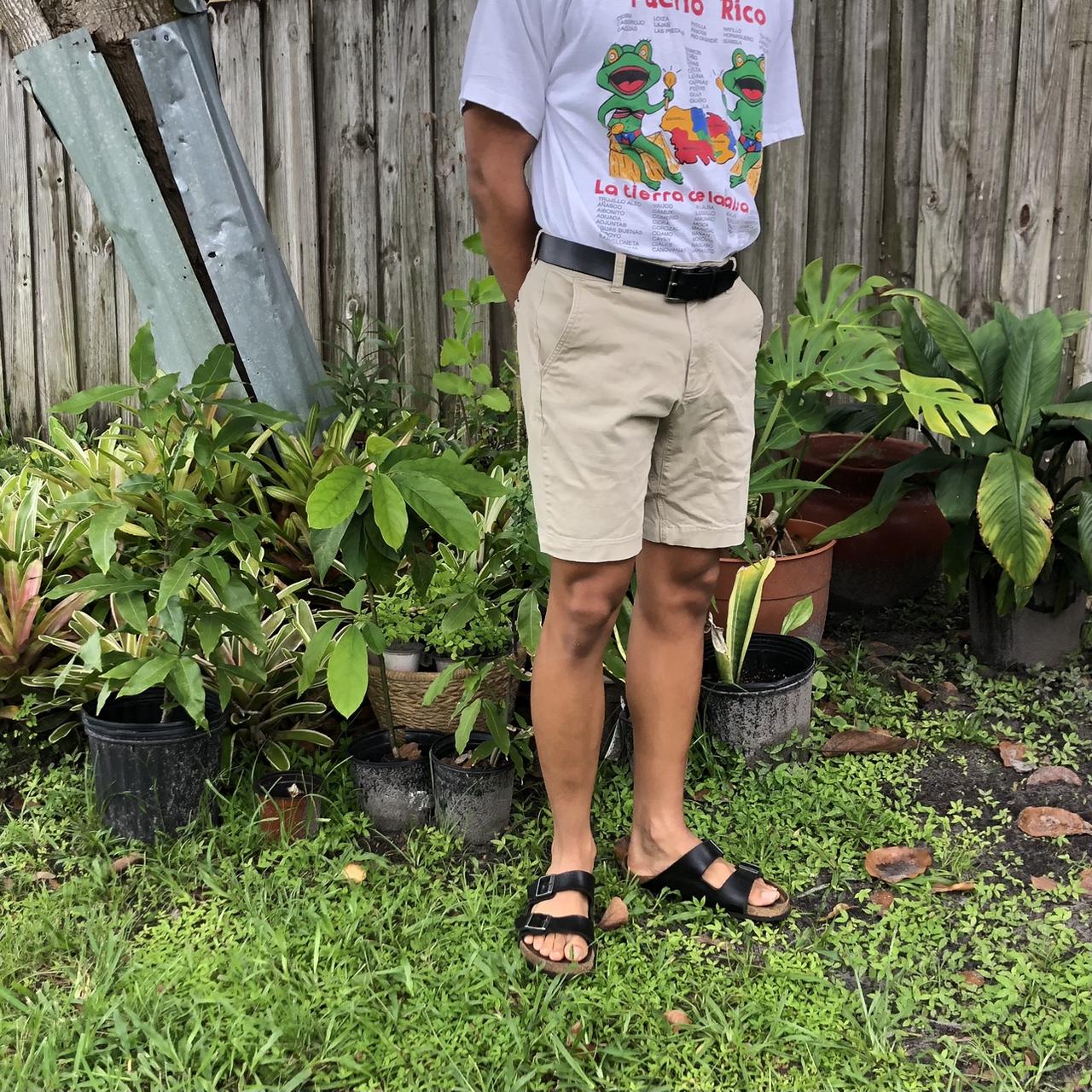 *dad shorts”, this would be a pair of shorts