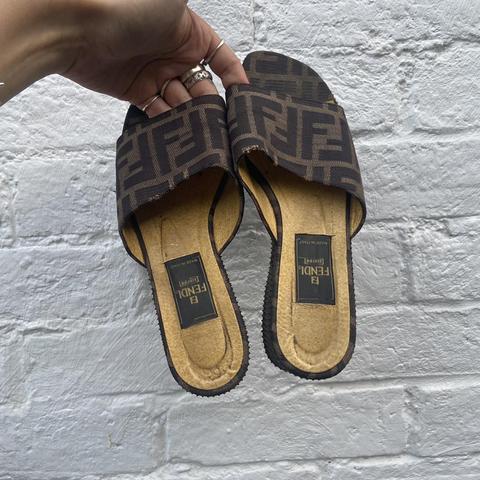 Fendi zucca outlet sandals