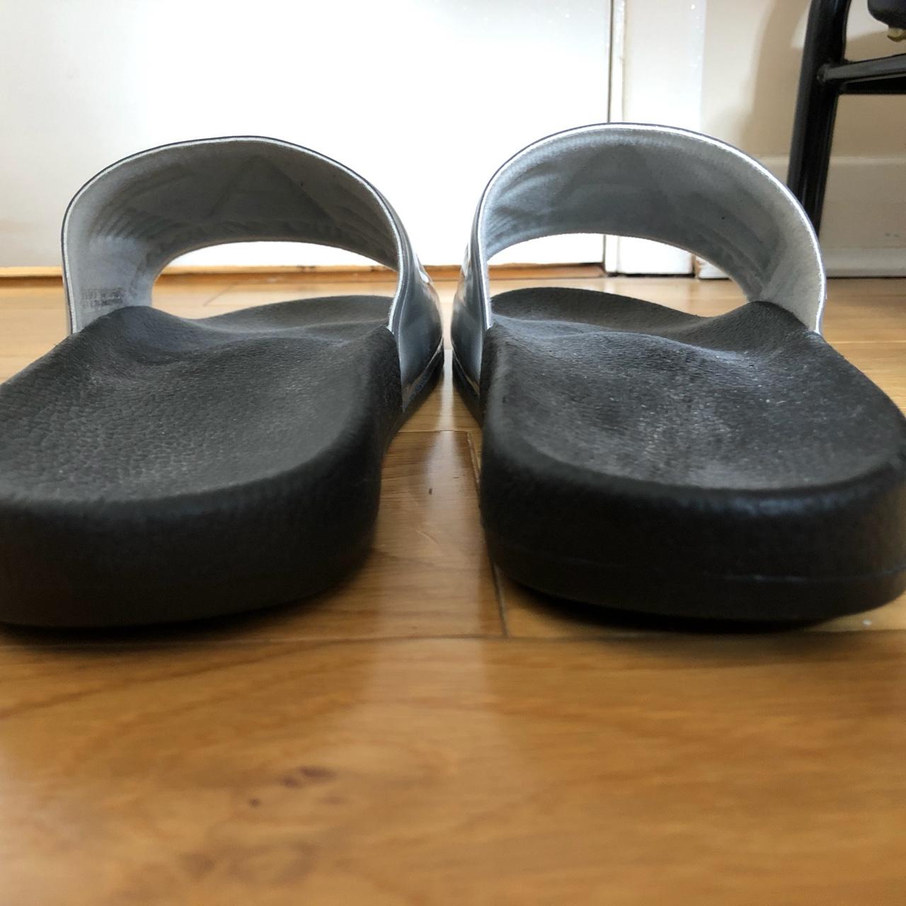 Armani best sale sliders jd