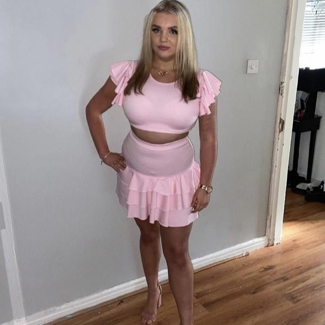 Frilly pink two piece - Depop