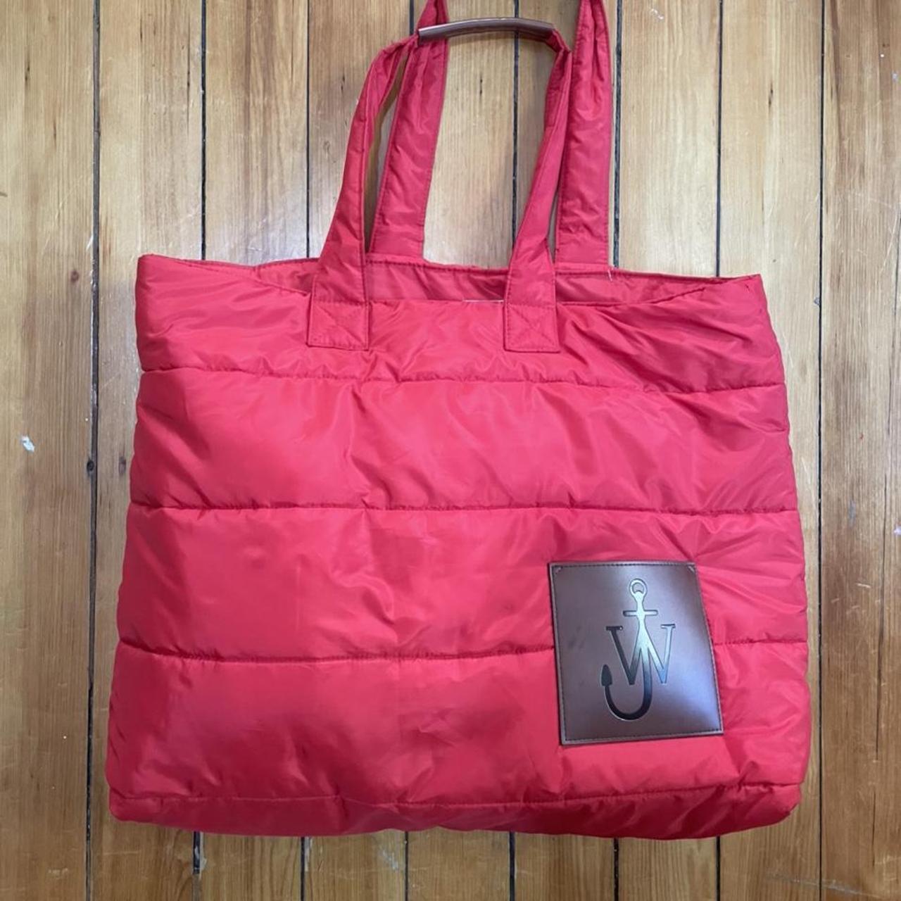 Jw anderson uniqlo discount bag