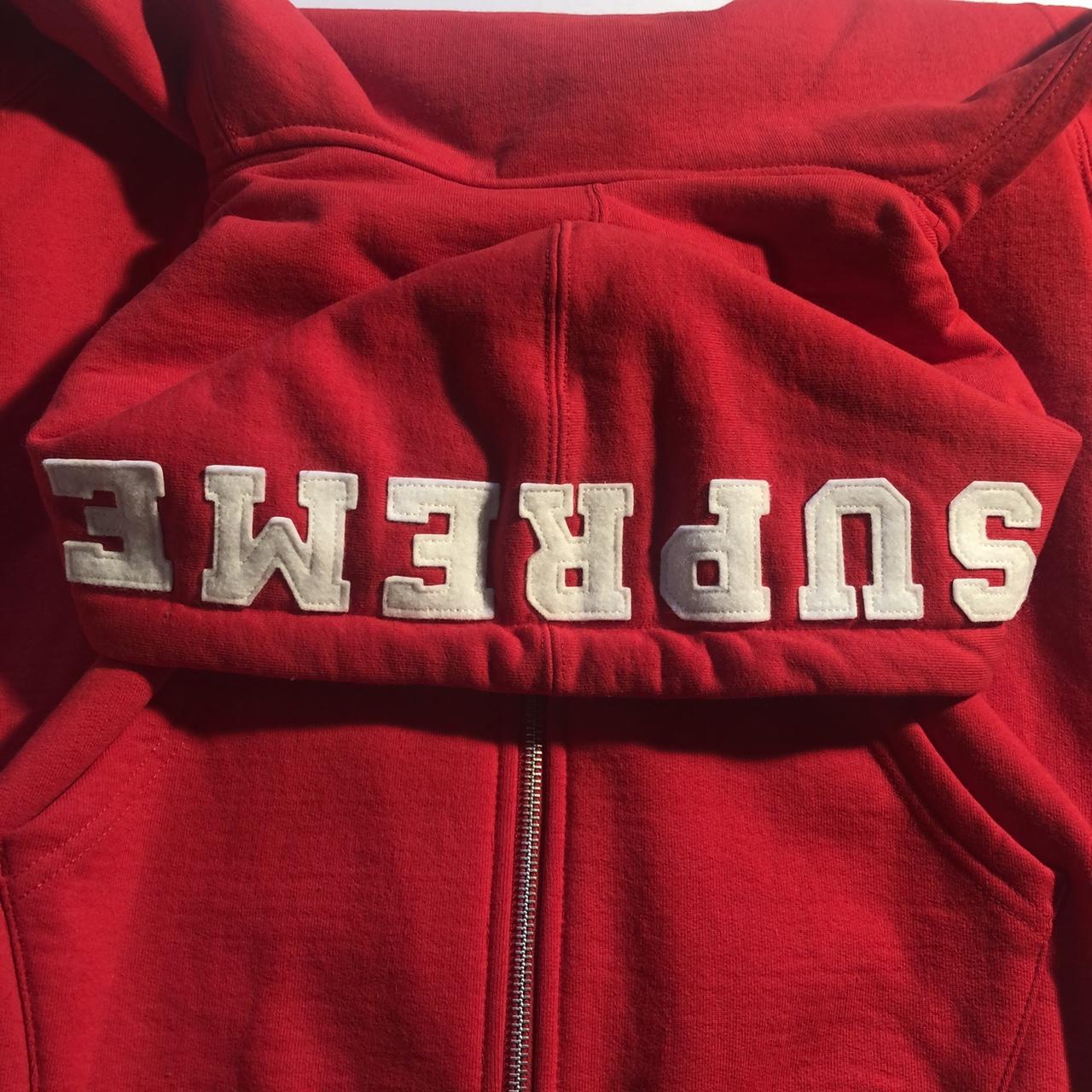 Supreme Hoodie Brand new never worn - Depop