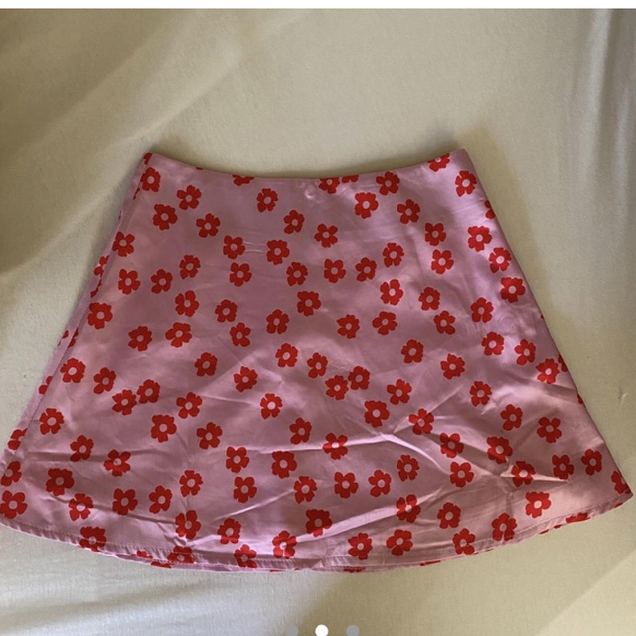Princess Polly mini skirt such a cute skirt size 2!... Depop