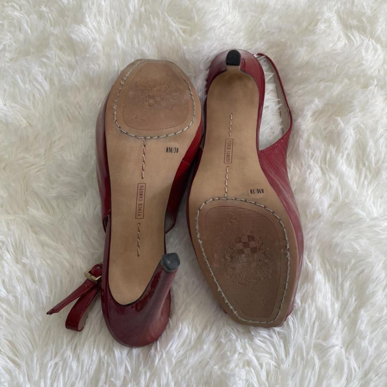 Vince Camuto Women's Red and Gold Courts (3)