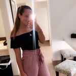 avradeyoung's profile picture