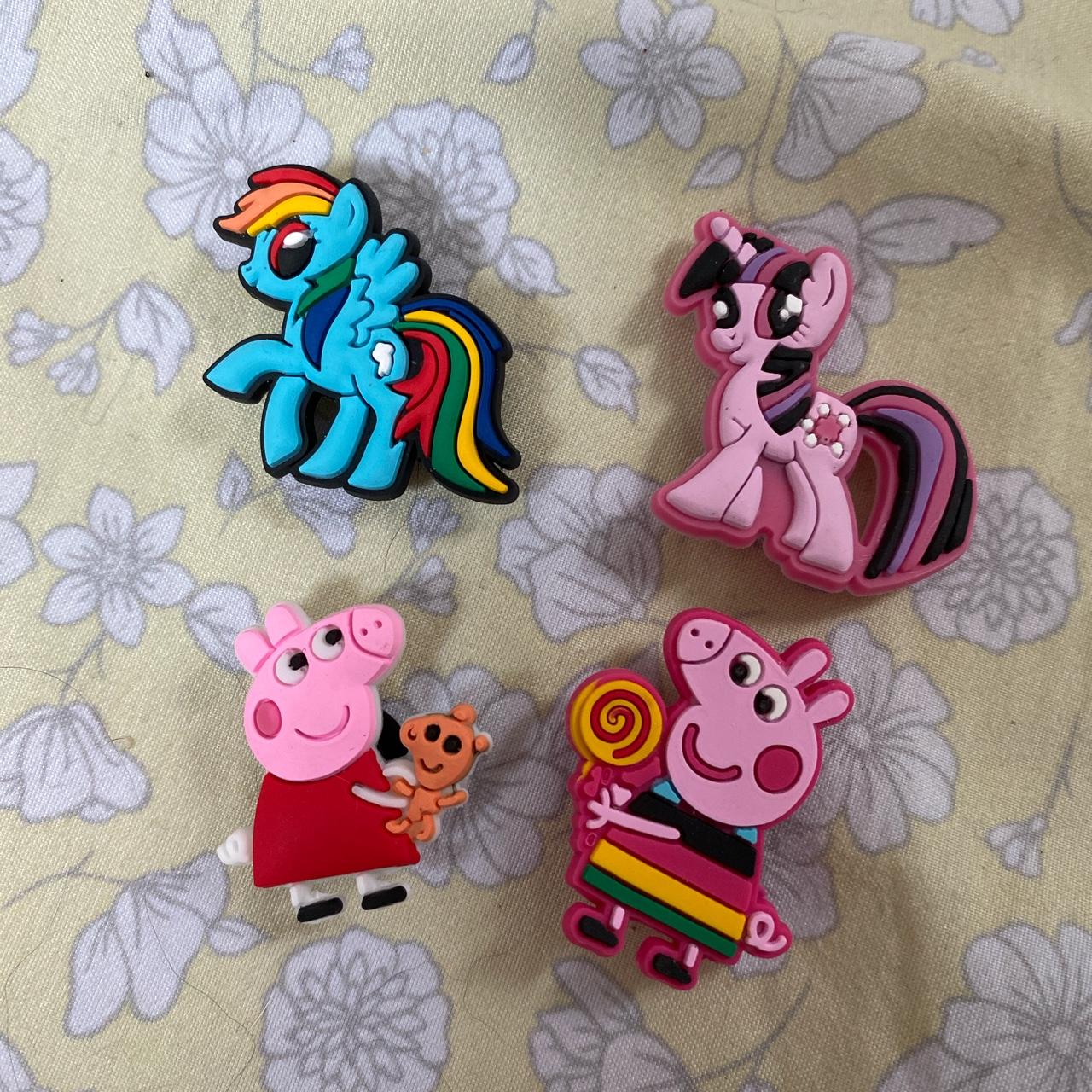 Peppa pig croc outlet charm