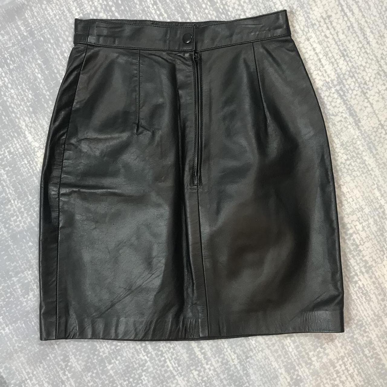 Wilson’s vintage suede and leather skirt 🌚 no flaws,... - Depop