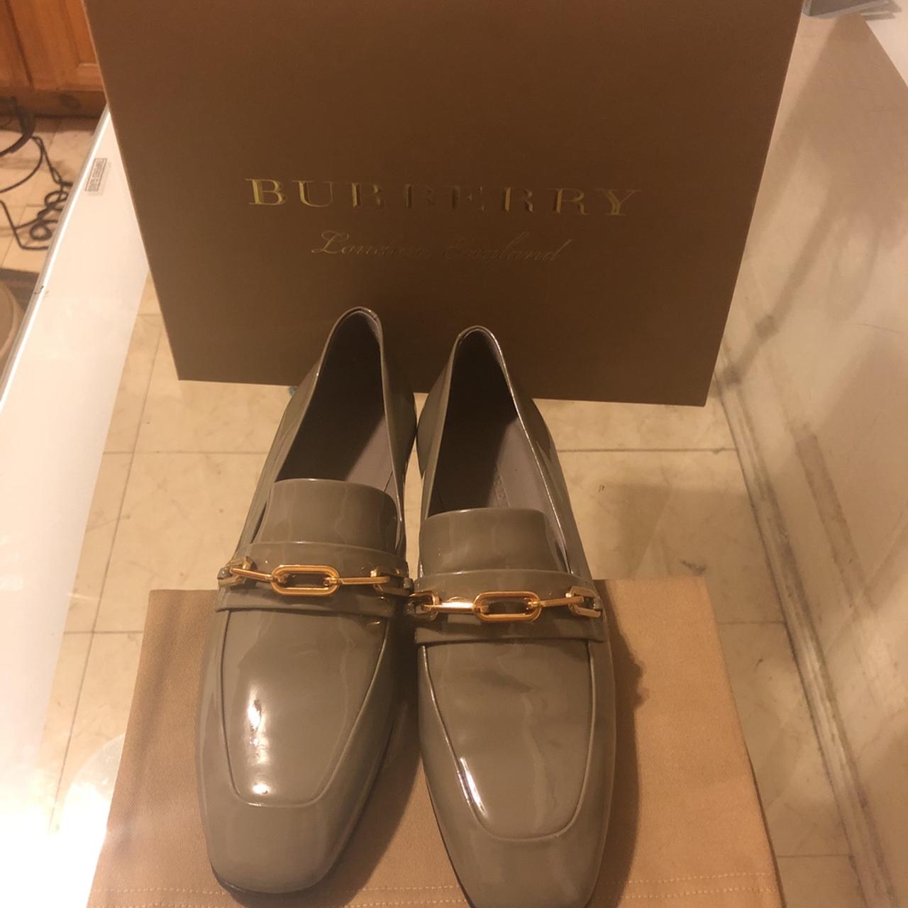 Burberry on sale chain loafers