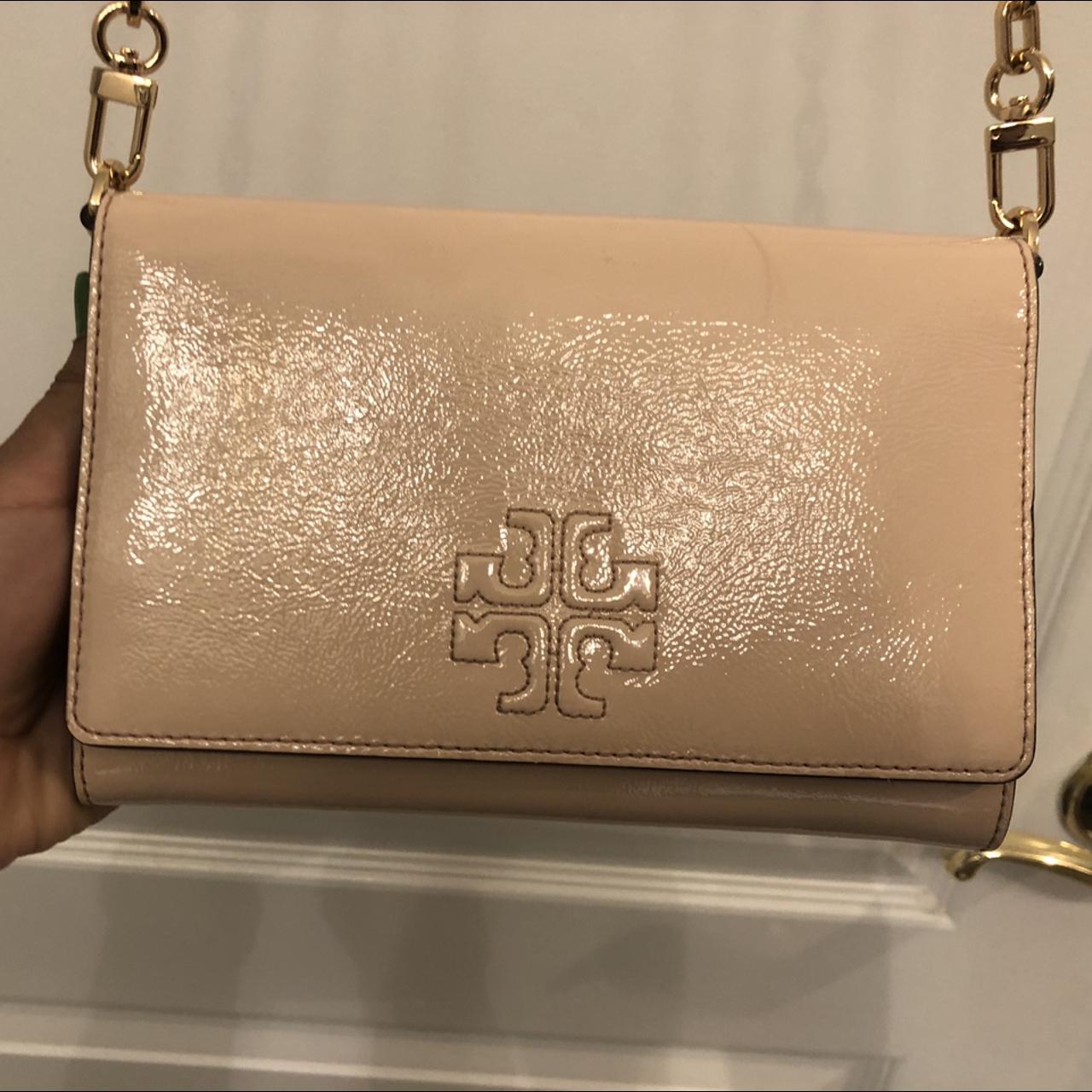 AUTHENTIC TORY BURCH LIGHT PINK CROSS BODY BAG WITH... Depop