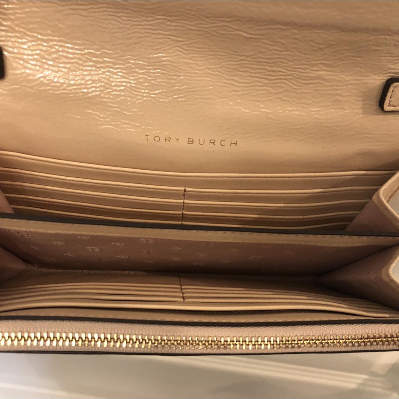 AUTHENTIC TORY BURCH LIGHT PINK CROSS BODY BAG WITH... Depop