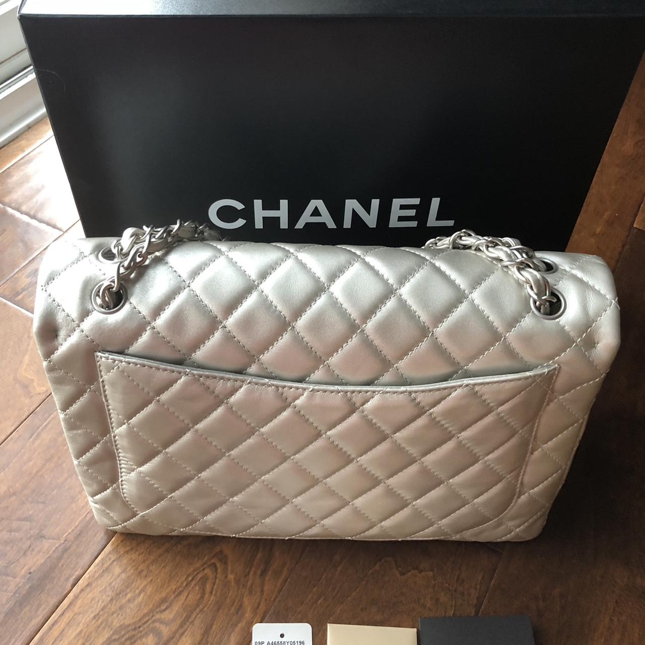 100% Authentic chanel jumbo soft leather from - Depop