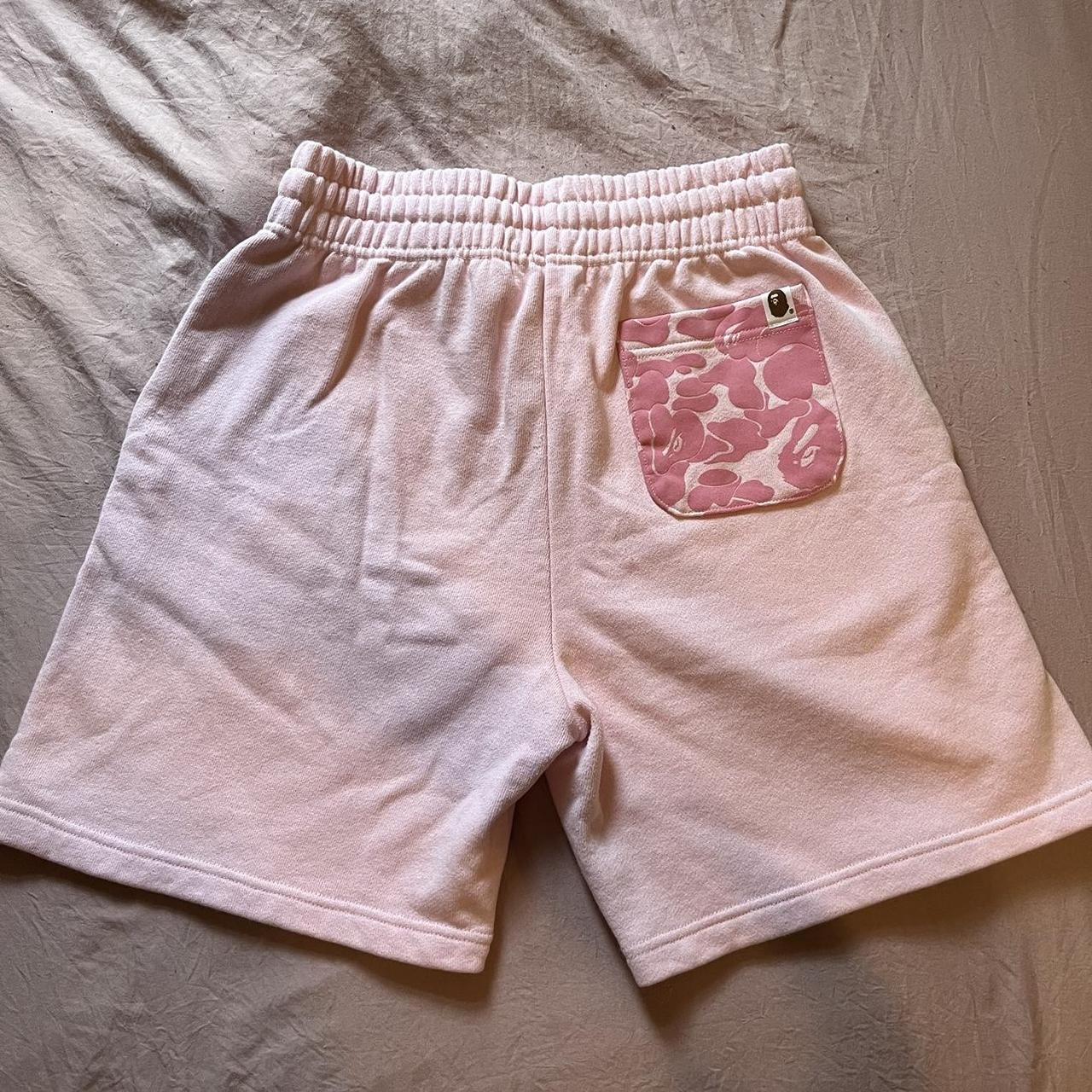 UNISEX A BATHING APE BAPE PINK STAR CAMO SHORTS... - Depop