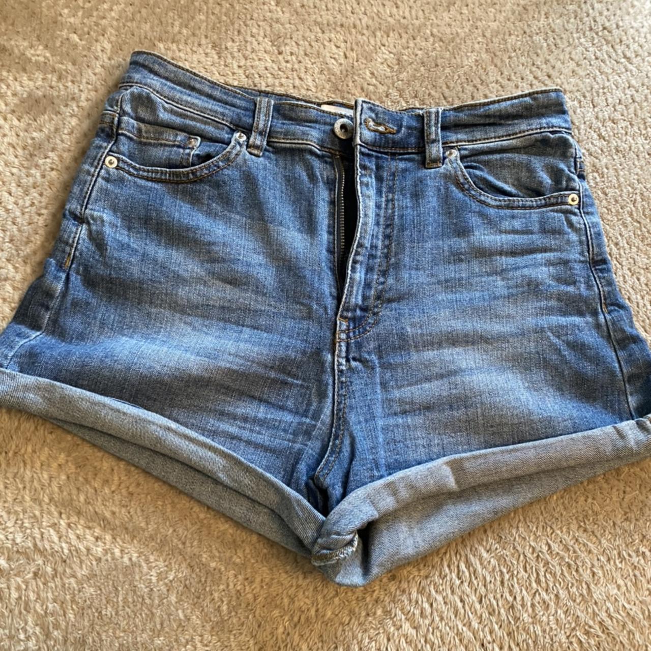 cute pull and bear denim shorts worn but still in... Depop
