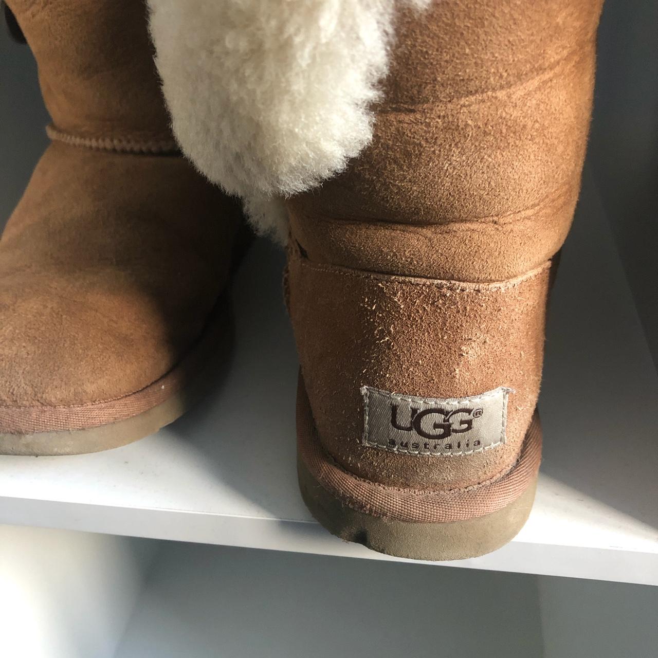 ugg mini bailey button chestnut 38