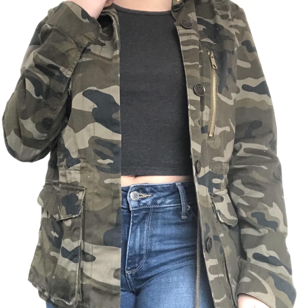 Pull and bear top camo jacket