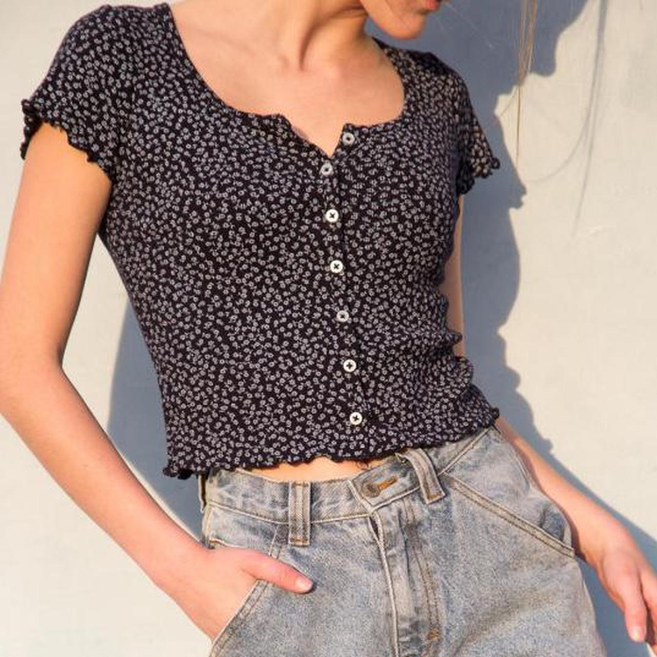 FREE SHIPPING 🤍 brandy melville navy blue ruffled... Depop