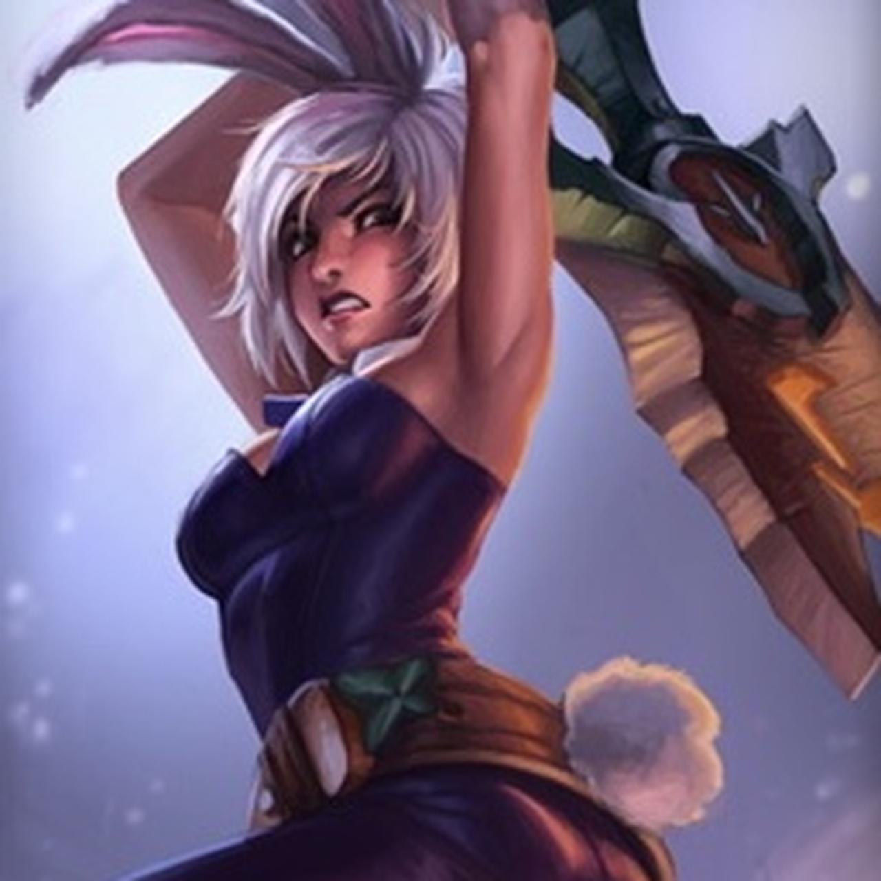 Battle Bunny Riven Cosplay