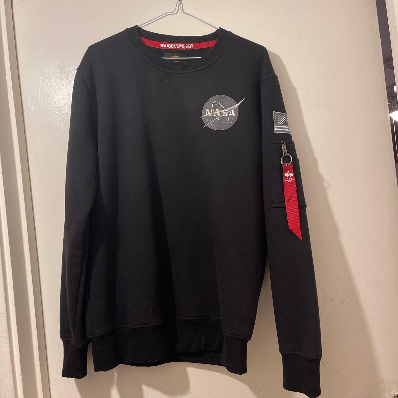 Alpha industries black outlet jumper