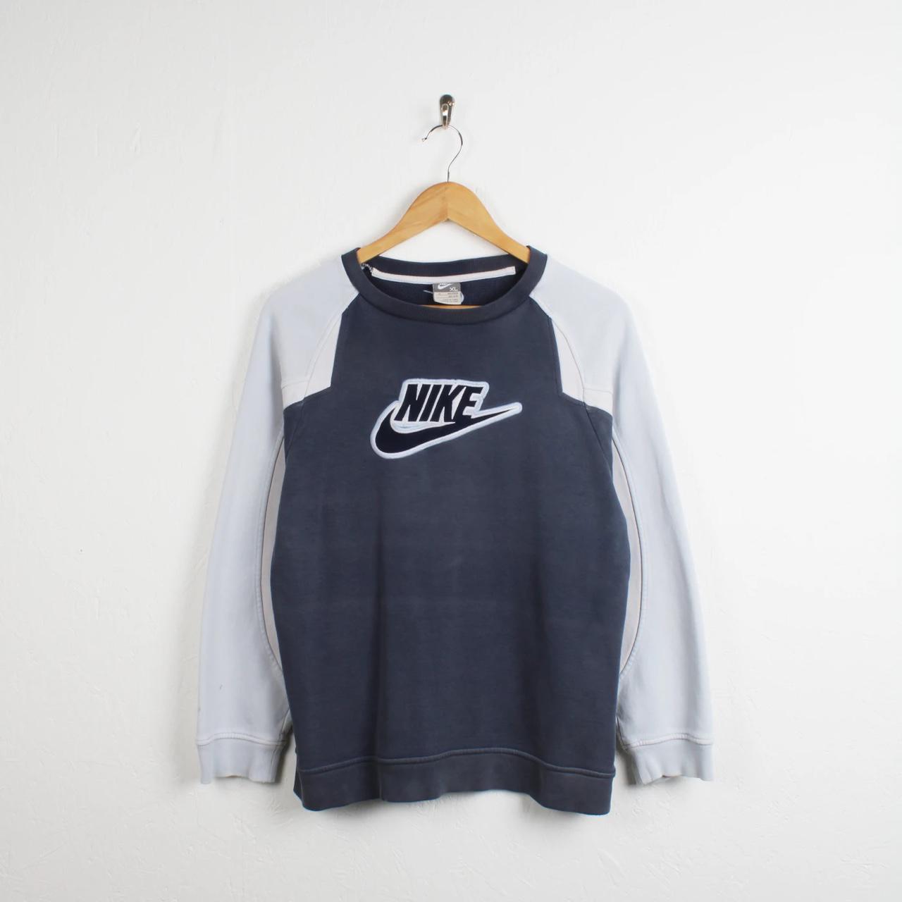 navy nike spellout sweatshirt