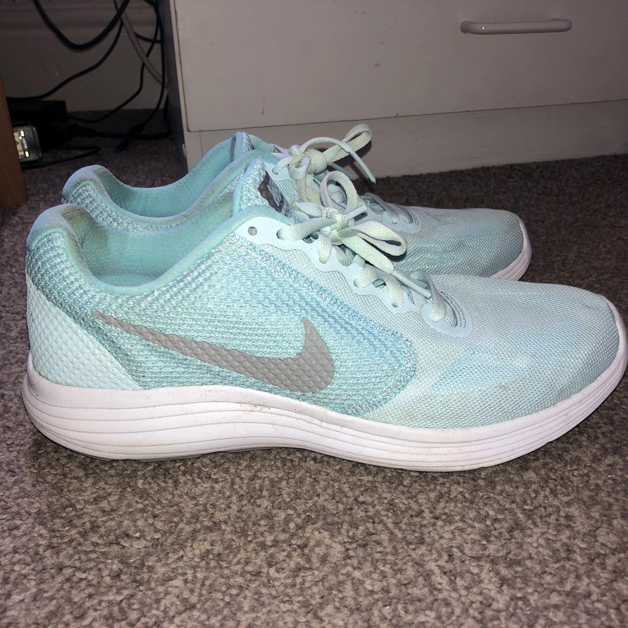 nike running trainers uk